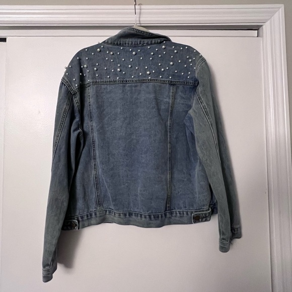 Jean Jacket with Beaded Detail - Picture 5 of 7